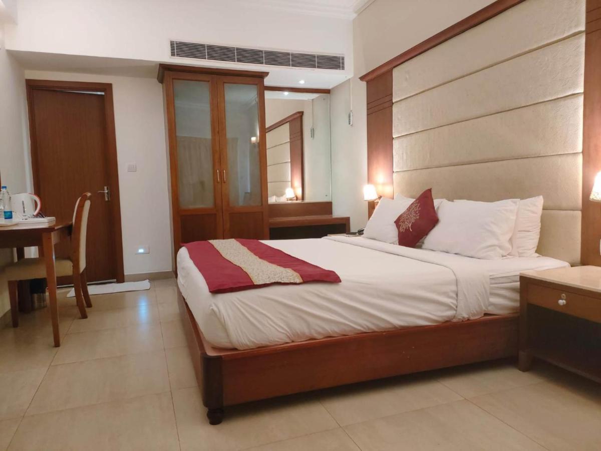 Cochin Palace Kochi Exterior foto
